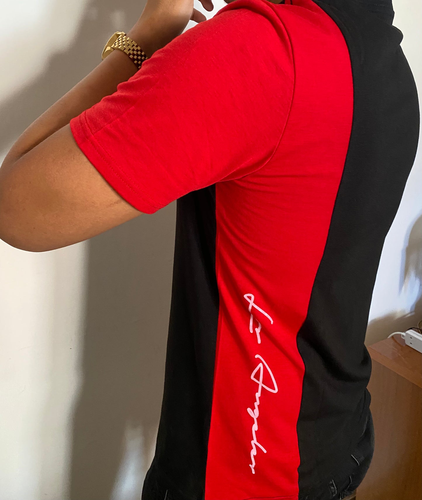 Maglietta Uomo bicolore rosso e nera