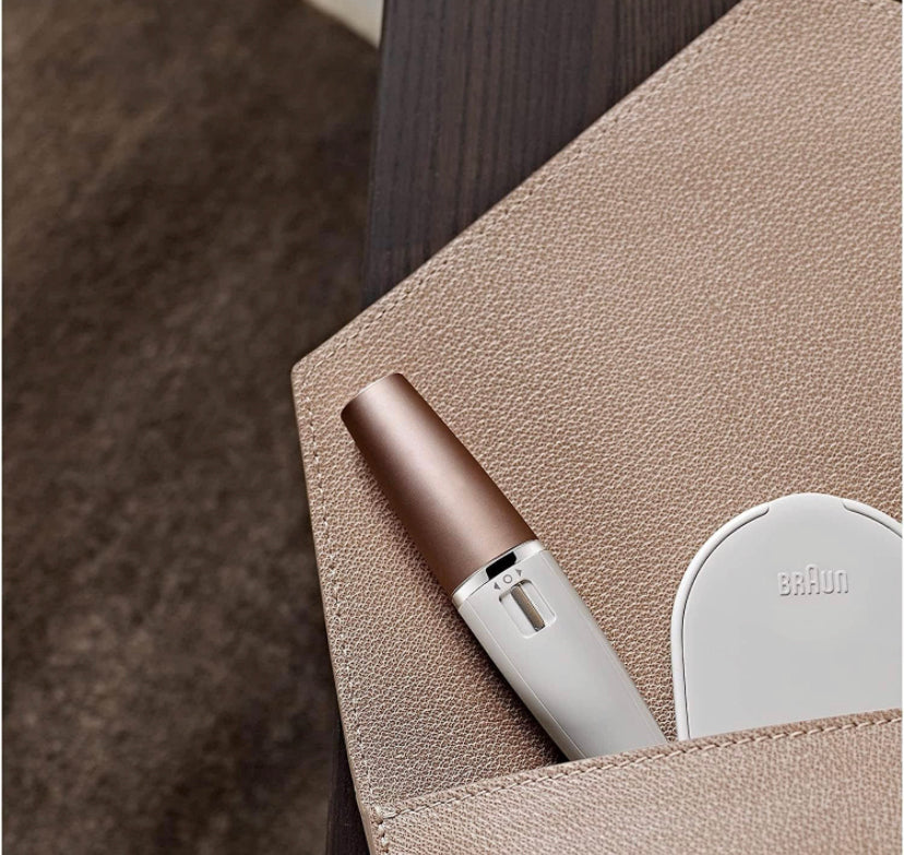 Braun Face Spa, Epilatore Viso Donna, Accessori Inclusi, Specchio e Pochette, Rivitalizza il Viso, Depilatore Donna Idea Regalo, 851V Bianco