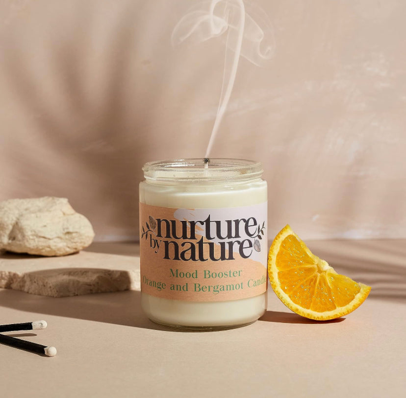 Nurture By Nature ENERGIZZANTE E RILASSANTE, Set regalo donna, Oli essenziali, Lavanda, Sali bagno, Aromaterapia, Sapone, Bath bomb, Candele e ALTRO, Regalo benessere, Set regalo compleanno per Lei